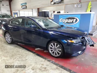 2021 Mazda 3 Select with VIN JM1BPBBL4M1345300, listed as a Copart auction lot 86565614 with 29,529 mi miles and Salvage Title. Bid and sale history available at carsss.com. Image 4.