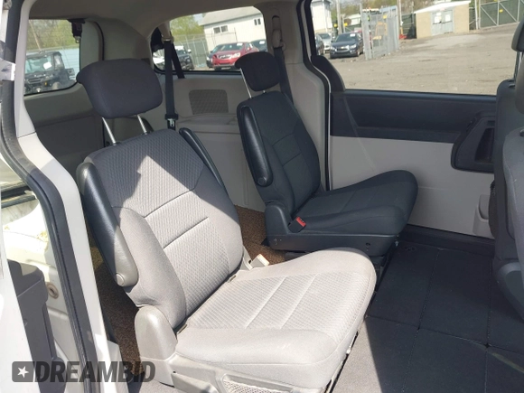 2010 Dodge Grand Caravan SE with VIN 2D4RN4DEXAR348632, listed as a IAAI auction lot 42143671 with 158,031 mi miles and . Bid and sale history available at DreamBid. Image 8.