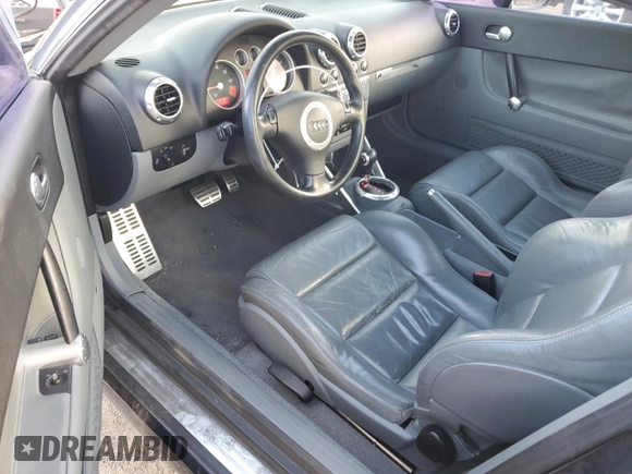 2005 Audi TT with VIN TRUSC28N951007578, listed as a Copart auction lot 86301094 with 141,694 mi miles and Salvage title. Bid and sale history available at DreamBid. Image 8.