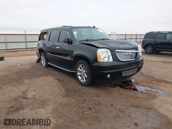 2014 GMC Yukon XL Denali with VIN 1GKS2MEF8ER239777, listed as a IAAI auction lot 41192009 with 142,656 mi miles. Bid and sale history available at carsss.com. Image 1.