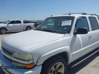 2003 Chevrolet Suburban LS with VIN 3GNEC16Z33G335608, listed as a IAAI auction lot 42017008 with 305,673 mi miles and . Bid and sale history available at DreamBid. Image 6.