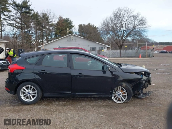 2015 Ford Focus SE with VIN 1FADP3K23FL373639, listed as a IAAI auction lot 41525834 with 62,170 mi miles. Bid and sale history available at carsss.com. Image 14.