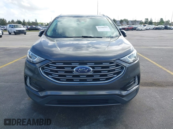 2020 Ford Edge SEL with VIN 2FMPK4J90LBA60985, listed as a IAAI auction lot 41590512 with 141,733 mi miles. Bid and sale history available at carsss.com. Image 12.