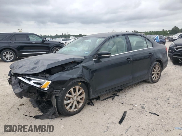 2013 Volkswagen Jetta SE with VIN 3VWDX7AJXDM400161, listed as a Copart auction lot 53249335 with 104,882 mi miles and Salvage title. Bid and sale history available at DreamBid. Image 1.