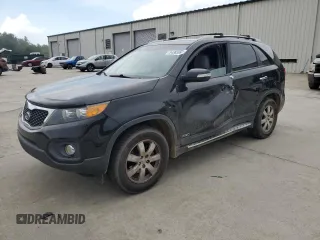 2012 Kia Sorento LX z VIN 5XYKTCA67CG279174, wystawiony jako Copart lot #54363095 z przebiegiem 181 112 mil mil oraz Szkoda całkowita • Salvage title. Historia ofert i sprzedaży dostępna na DreamBid. Obrazek 1.