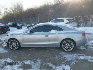2015 Audi S5 Premium Plus with VIN WAUCGAFR8FA039309, listed as a IAAI auction lot 41363365 with 130,930 mi miles. Bid and sale history available at carsss.com. Image 15.