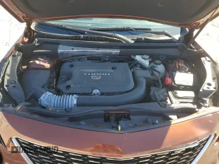 2021 Cadillac XT4 FWD Premium Luxury z VIN 1GYFZCR46MF076066, wystawiony jako Copart lot #47493235 z przebiegiem 21 550 mil mil oraz Nie do naprawy. Historia ofert i sprzedaży dostępna na DreamBid. Obrazek 14.