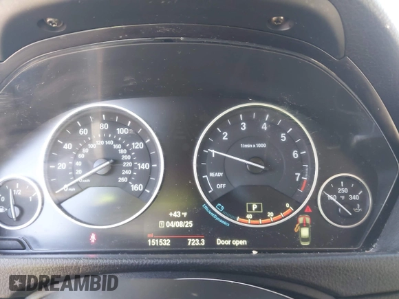 2015 BMW 3 Series 328i xDrive with VIN WBA3B3G51FNT17272, listed as a IAAI auction lot 41961948 with 151,532 mi miles and . Bid and sale history available at DreamBid. Image 7.