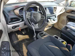 2017 Chrysler Pacifica Touring with VIN 2C4RC1DG1HR536856, listed as a Copart auction lot 58973155 with 142,520 mi miles and Salvage title. Bid and sale history available at DreamBid. Image 8.