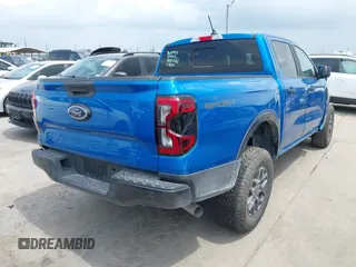 2024 Ford Ranger XLT with VIN 1FTER4GH0RLE60866, listed as a IAAI auction lot 42116104 with 10,074 mi miles and . Bid and sale history available at DreamBid. Image 4.