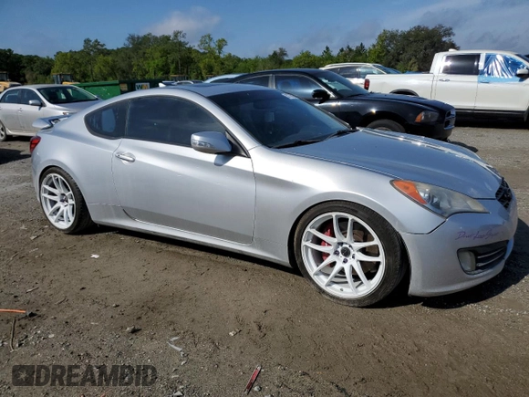 2010 Hyundai Genesis Coupe с VIN KMHHU6KH3AU025445, выставлен на аукционе Copart как лот 50736585 с пробегом 105 890 миль миль и Списание • Salvage title. История ставок и продаж доступна на DreamBid. Изображение 4.