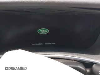2015 Land Rover Range Rover HSE with VIN SALGS2VF0FA239075, listed as a IAAI auction lot 42278987 with 99,398 mi miles and . Bid and sale history available at DreamBid. Image 7.