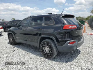 2015 Jeep Cherokee Sport with VIN 1C4PJLAB6FW657131, listed as a Copart auction lot 55533255 with 186,263 mi miles and Clean Title. Bid and sale history available at carsss.com. Image 2.