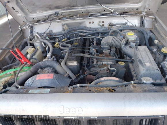 2000 Jeep Cherokee z VIN 1J4FF48S1YL273555, wystawiony jako IAAI lot #42249135 z przebiegiem 184 674 mil mil oraz . Historia ofert i sprzedaży dostępna na DreamBid. Obrazek 10.