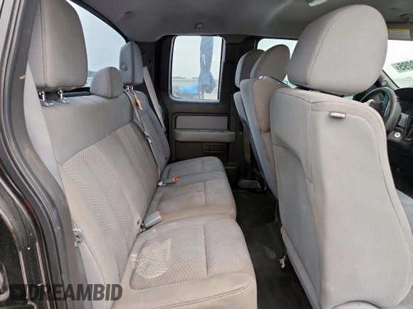 2014 Ford F-150 XL с VIN 1FTEX1CM2EFD08068, выставлен на аукционе Copart как лот 63502095 с пробегом Не указан миль и Списание • Salvage title. История ставок и продаж доступна на DreamBid. Изображение 10.