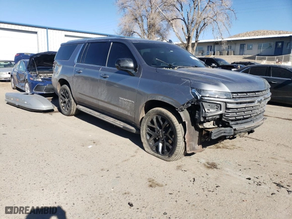 2022 Chevrolet Suburban Premier with VIN 1GNSKFKD6NR102953, listed as a Copart auction lot 43290145 with 75,274 mi miles and Salvage Title. Bid and sale history available at carsss.com. Image 4.