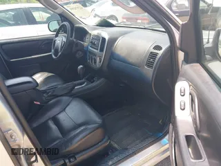 2006 Ford Escape Limited z VIN 1FMYU941X6KB47286, wystawiony jako IAAI lot #42374391 z przebiegiem 185 796 mil mil oraz . Historia ofert i sprzedaży dostępna na DreamBid. Obrazek 5.