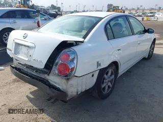 2005 Nissan Altima S z VIN 1N4AL11D25C301027, wystawiony jako IAAI lot #42349365 z przebiegiem 191 593 mil mil oraz . Historia ofert i sprzedaży dostępna na DreamBid. Obrazek 4.