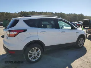 2018 Ford Escape SE with VIN 1FMCU9GD2JUA33280, listed as a Copart auction lot 48728515 with 122,823 mi miles and Clean Title. Bid and sale history available at carsss.com. Image 3.