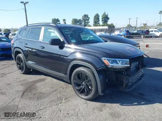 2023 Volkswagen Atlas 3.6L V6 SE w/Technology with VIN 1V2WR2CAXPC549325, listed as a IAAI auction lot 41221163 with 16,015 mi miles. Bid and sale history available at carsss.com. Image 1.