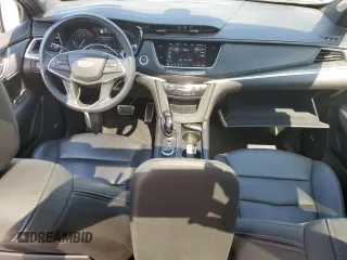 2021 Cadillac XT5 AWD Sport with VIN 1GYKNGRS3MZ176043, listed as a Copart auction lot 49822445 with 44,347 mi miles and Salvage title. Bid and sale history available at DreamBid. Image 8.