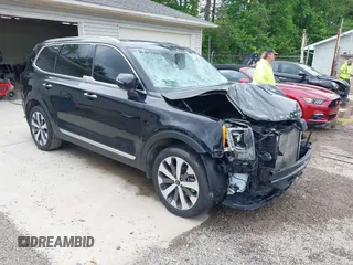 2022 Kia Telluride S with VIN 5XYP64HC6NG261279, listed as a IAAI auction lot 42240640 with 89,317 mi miles and . Bid and sale history available at DreamBid. Image 1.