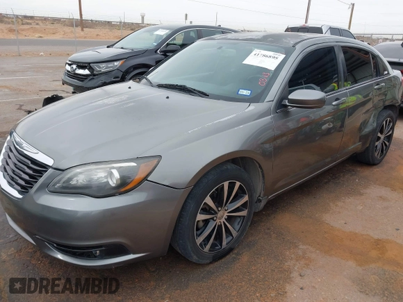 2013 Chrysler 200 Touring with VIN 1C3CCBBB4DN546912, listed as a IAAI auction lot 41786895 with 185,263 mi miles. Bid and sale history available at carsss.com. Image 18.