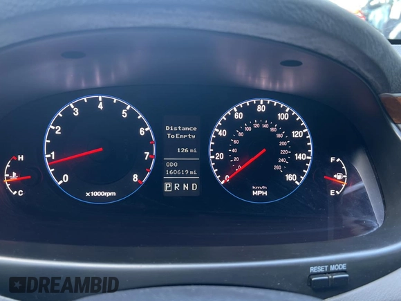 2008 Hyundai Azera Limited with VIN KMHFC46FX8A332579, listed as a Copart auction lot 63121015 with 160,619 mi miles and Clean title. Bid and sale history available at DreamBid. Image 8.