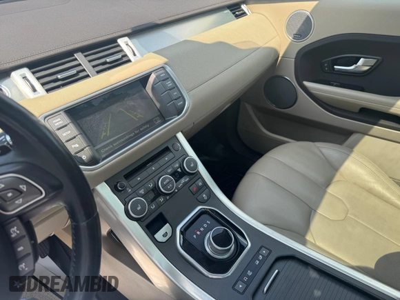 2015 Land Rover Range Rover Evoque Pure Plus with VIN SALVP2BG0FH061911, listed as a Copart auction lot 60347645 with 209,817 mi miles and Clean title. Bid and sale history available at DreamBid. Image 10.