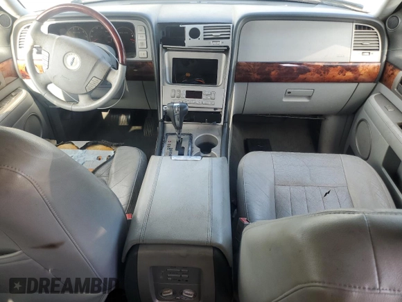 2005 Lincoln Navigator Luxury with VIN 5LMFU27545LJ15856, listed as a Copart auction lot 70311514 with 156,710 mi miles and Salvage Title. Bid and sale history available at carsss.com. Image 8.