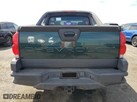 2004 Chevrolet Avalanche Z71 with VIN 3GNEK12T84G140481, listed as a Copart auction lot 54123735 with 177,776 mi miles and Salvage Title. Bid and sale history available at carsss.com. Image 6.