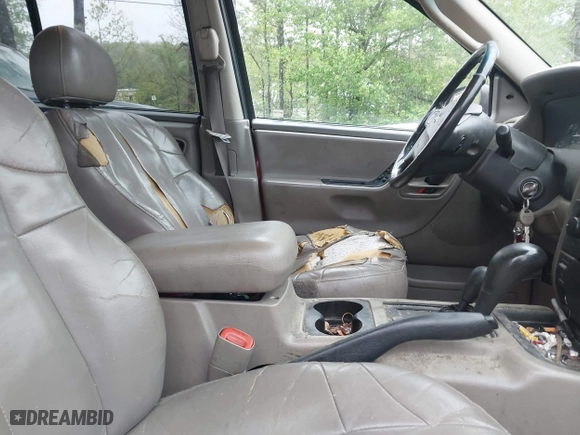 2002 Jeep Grand Cherokee Laredo with VIN 1J4GW48S22C295981, listed as a IAAI auction lot 41987578 with 188,368 mi miles. Bid and sale history available at carsss.com. Image 5.