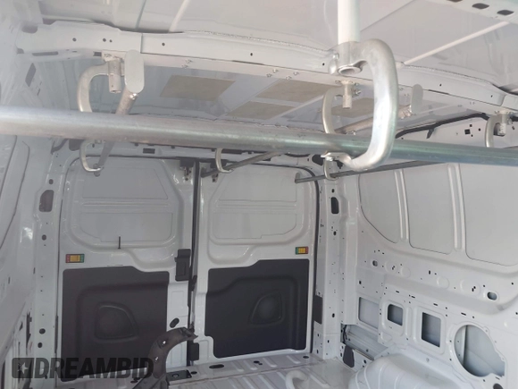 2022 Ford Transit Cargo with VIN 1FTYE1Y88NKA67543, listed as a IAAI auction lot 41540739 with 61,099 mi miles. Bid and sale history available at carsss.com. Image 8.