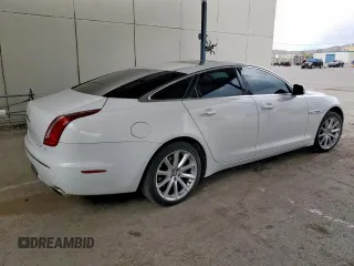 2011 Jaguar XJ with VIN SAJWA1CB2BLV07172, listed as a Copart auction lot 63343085 with 135,119 mi miles and Salvage title. Bid and sale history available at DreamBid. Image 3.