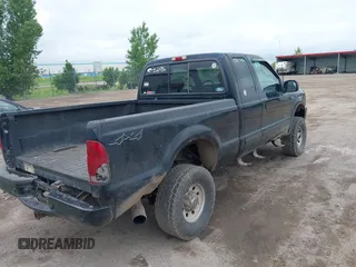 2003 Ford F-250 XL with VIN 1FTNX21F43EA76988, listed as a IAAI auction lot 42604373 with Not provided miles and . Bid and sale history available at DreamBid. Image 4.