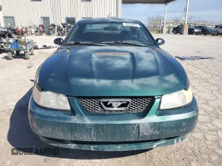 2000 Ford Mustang with VIN 1FAFP4048YF247717, listed as a Copart auction lot 48250675 with 175,105 mi miles and Salvage Title. Bid and sale history available at carsss.com. Image 5.