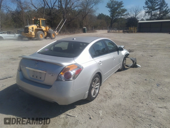 2012 Nissan Altima 3.5 SR with VIN 1N4BL2AP5CC127892, listed as a IAAI auction lot 41717765 with 121,052 mi miles. Bid and sale history available at carsss.com. Image 4.