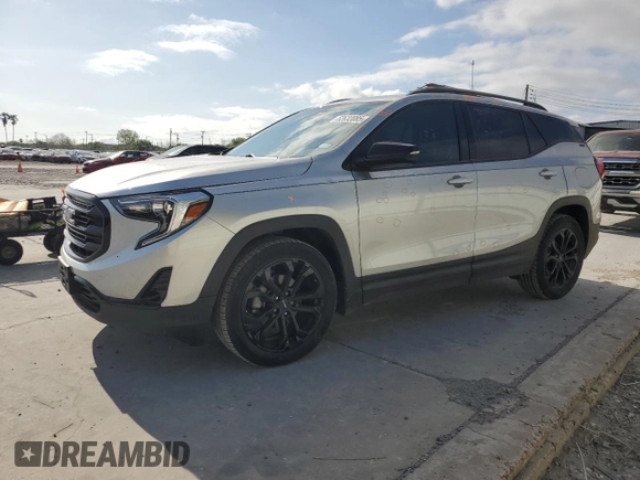 2021 GMC Terrain SLT z VIN 3GKALPEV3ML363558, wystawiony jako Copart lot #52632085 z przebiegiem 51 254 mil mil oraz Czysty tytuł • Clean title. Historia ofert i sprzedaży dostępna na DreamBid. Obrazek 1.