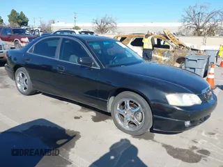 2002 Mazda Millenia S with VIN JM1TA222421728535, listed as a IAAI auction lot 41525259 with 131,870 mi miles and . Bid and sale history available at DreamBid. Image 1.