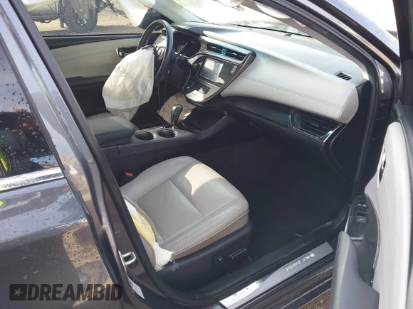 2016 Toyota Avalon Limited with VIN 4T1BK1EB5GU205833, listed as a IAAI auction lot 41352698 with 152,809 mi miles. Bid and sale history available at carsss.com. Image 5.