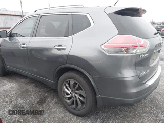 2015 Nissan Rogue SL with VIN 5N1AT2MT7FC863361, listed as a IAAI auction lot 41282002 with 145,914 mi miles. Bid and sale history available at carsss.com. Image 3.