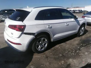 2018 Audi Q5 Premium with VIN WA1ANAFYXJ2097362, listed as a IAAI auction lot 41381832 with 130,049 mi miles. Bid and sale history available at carsss.com. Image 4.