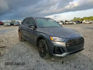 2022 Audi SQ5 Premium Plus with VIN WA1B4AFY9N2068089, listed as a Copart auction lot 48892064 with 6,047 mi miles and Salvage Title. Bid and sale history available at DreamBid. Image 12.