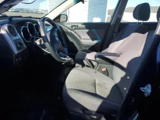 2006 Toyota Matrix STD z VIN 2T1LR30E86C561884, wystawiony jako Copart lot #48204675 z przebiegiem 193 551 mil mil oraz Tytuł czysty. Historia ofert i sprzedaży dostępna na DreamBid. Obrazek 7.