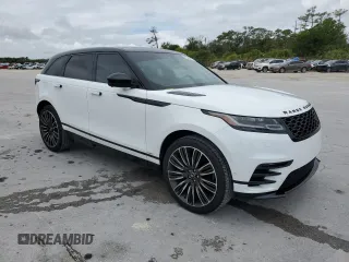 2018 Land Rover Range Rover Velar R-Dynamic HSE with VIN SALYM2RN0JA745773, listed as a Copart auction lot 53060244 with 67,639 mi miles and Salvage Title. Bid and sale history available at carsss.com. Image 4.