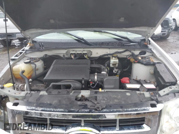 2009 Ford Escape Limited with VIN 1FMCU94G09KB77240, listed as a IAAI auction lot 42321802 with 143,127 mi miles and . Bid and sale history available at DreamBid. Image 10.