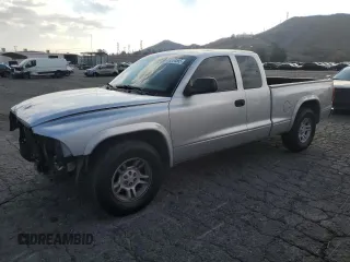 2004 Dodge Dakota SLT with VIN 1D7GL42N94S576921, listed as a Copart auction lot 89334585 with 175,085 mi miles and Salvage title. Bid and sale history available at DreamBid. Image 1.