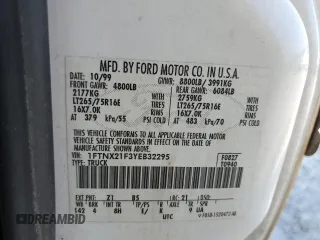 2000 Ford F-250 XL with VIN 1FTNX21F3YEB32295, listed as a Copart auction lot 60867745 with 329,194 mi miles and Salvage title. Bid and sale history available at DreamBid. Image 12.