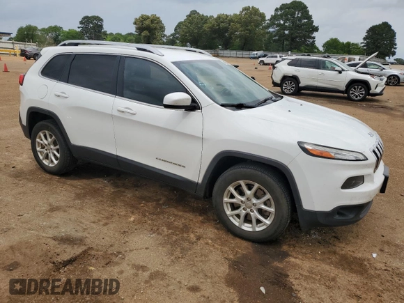 2016 Jeep Cherokee Altitude with VIN 1C4PJMCB2GW367294, listed as a Copart auction lot 54678035 with 162,202 mi miles and Clean title. Bid and sale history available at DreamBid. Image 4.