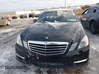 2013 Mercedes-Benz E 550 Sport z VIN WDDHF9BB9DA762365, wystawiony jako IAAI lot #41481101 z przebiegiem 172 376 mil mil oraz . Historia ofert i sprzedaży dostępna na DreamBid. Obrazek 12.